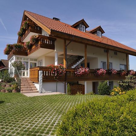 Boutique Hotel Angerer ムルナウ・アム・スタッフェルゼー 部屋 写真